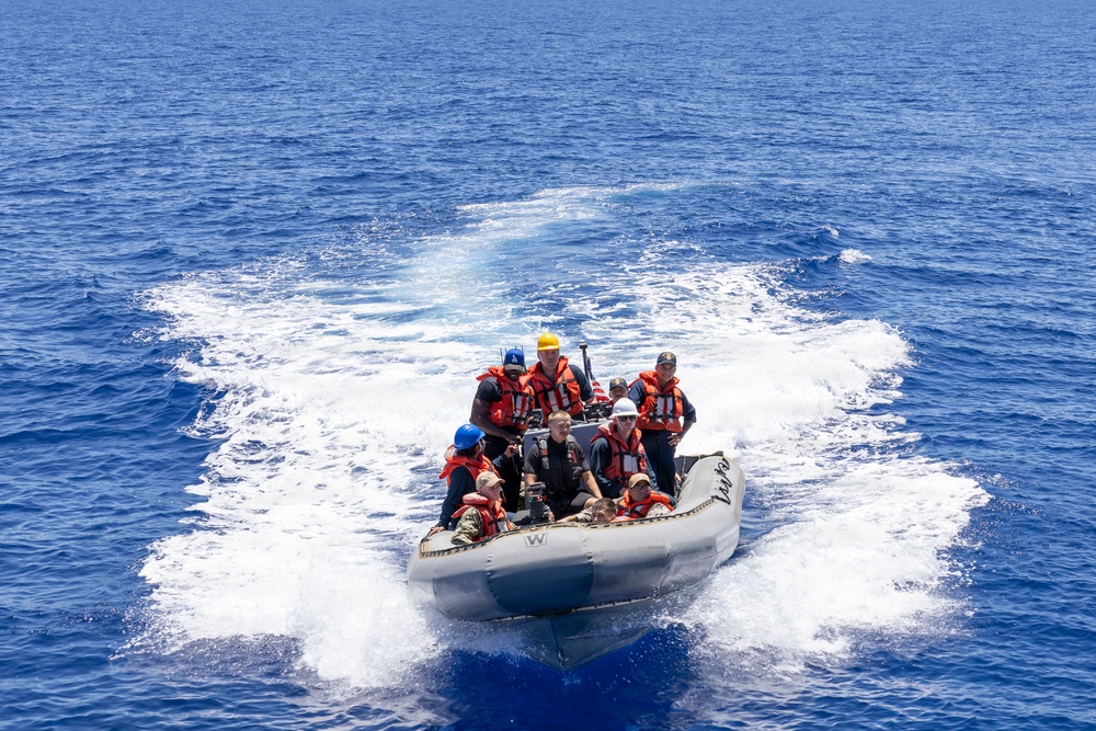 DDG 117 Boat Ops and RAS