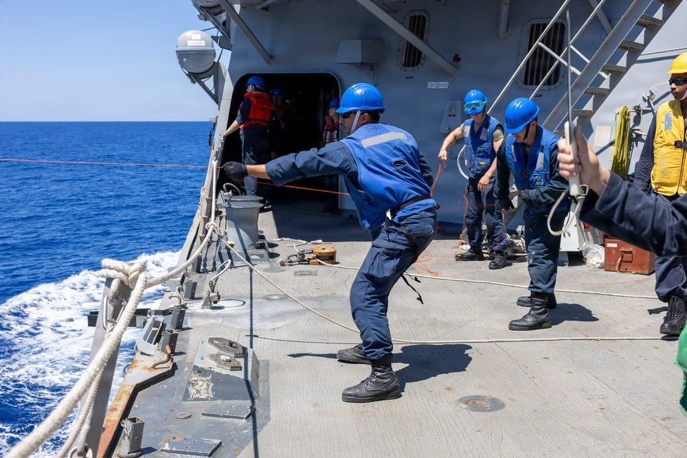 DDG 117 Boat Ops and RAS