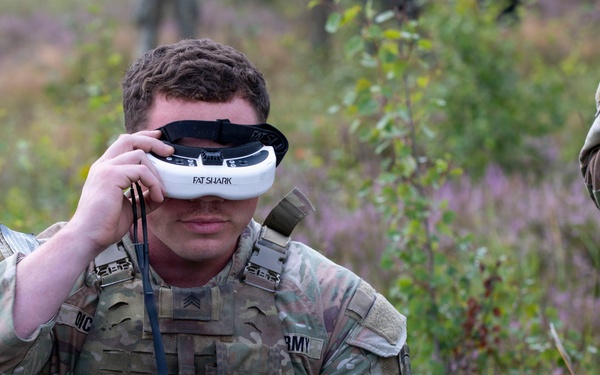 Joint training in Poland: 2-37 AR flies drones for Romanian soldiers to track in anti-UAS exercise