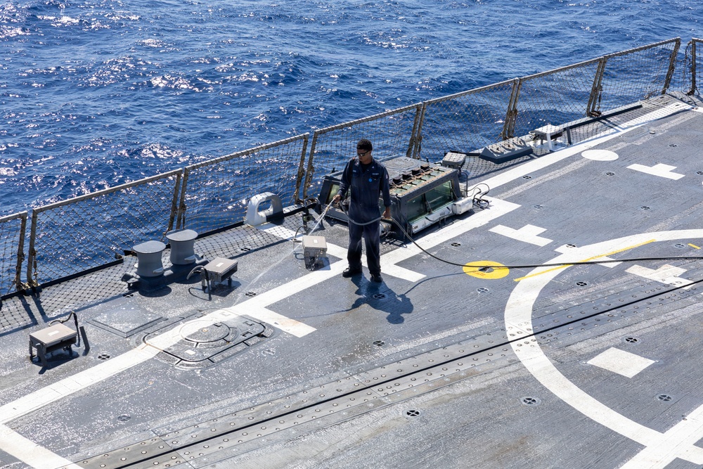 DDG 117 Cleans The Ship During FWWD