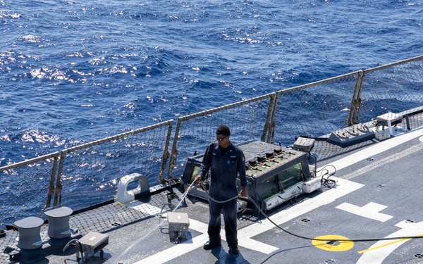 DDG 117 Cleans The Ship During FWWD