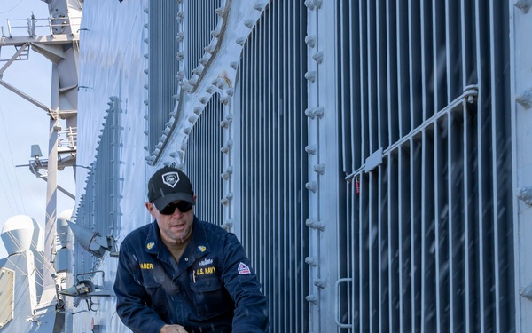 DDG 117 Cleans The Ship During FWWD