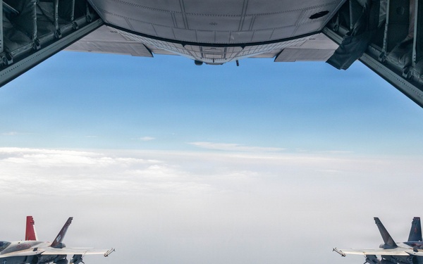 VMFA-232 F/A-18s take to the skies for final exercise