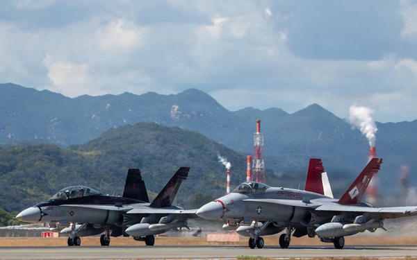 VMFA-232 F/A-18s take to the skies for final exercise