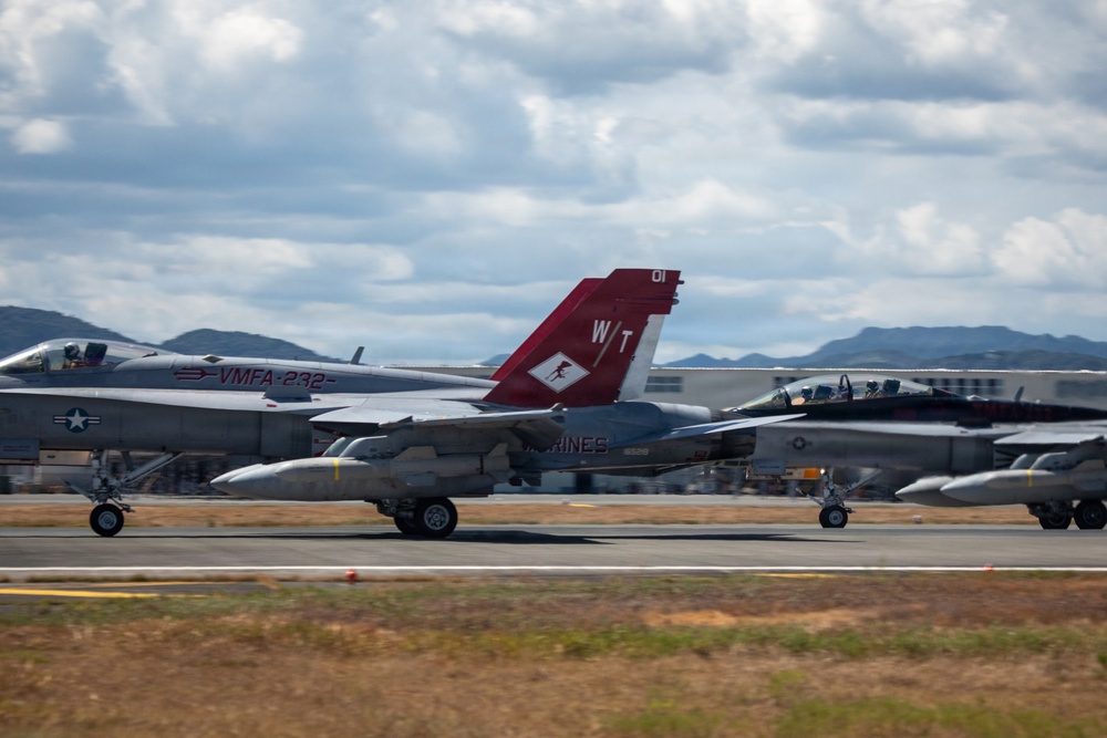 VMFA-232 F/A-18s take to the skies for final exercise