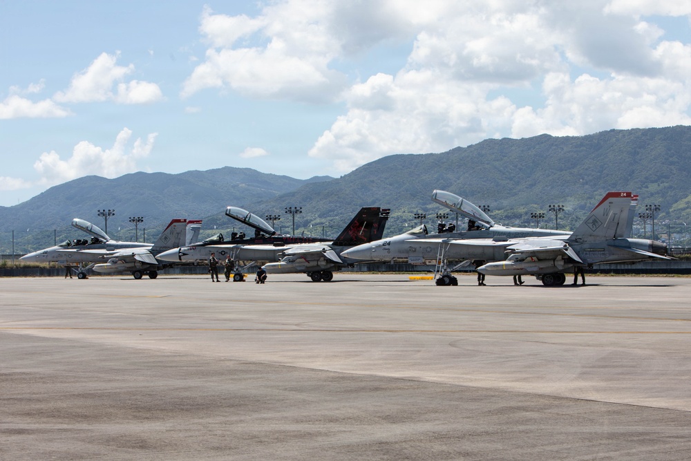 VMFA-232 F/A-18s take to the skies for final exercise