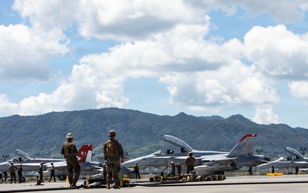 VMFA-232 F/A-18s take to the skies for final exercise
