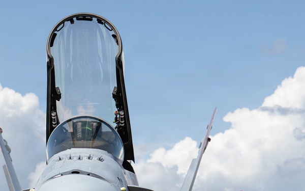 VMFA-232 F/A-18s take to the skies for final exercise