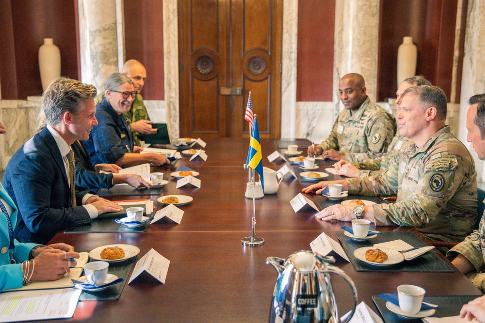 AFRICOM Deputy Commander Visits Swedish Military Leadership