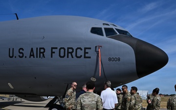 RAF Mildenhall maintainers explore wireless future for KC-135