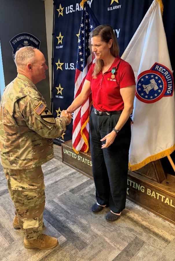 T2COM Commander Visits Phoenix Battalion