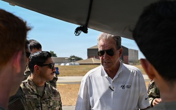 RAF Mildenhall maintainers explore wireless future for KC-135
