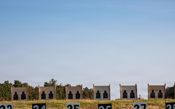 Rifle EIC Tests Marksmanship at WPW Machine Gun Championship