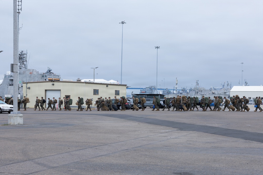 13th MEU | USS Makin Island Embarkation