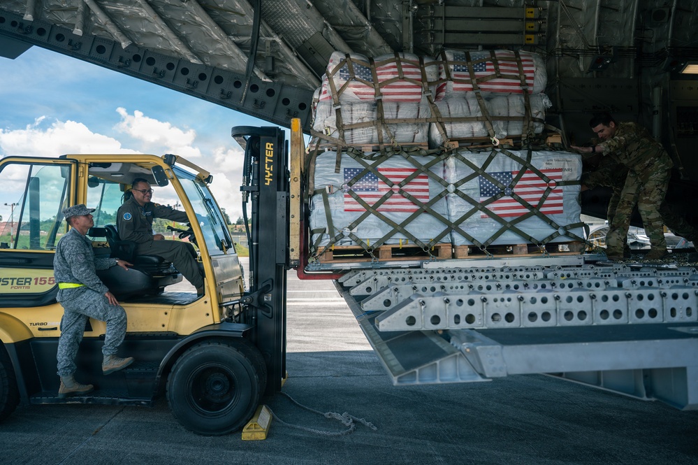 Colombia Earthquake relief supplies offload from a C-17