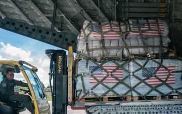 Colombia Earthquake relief supplies offload from a C-17