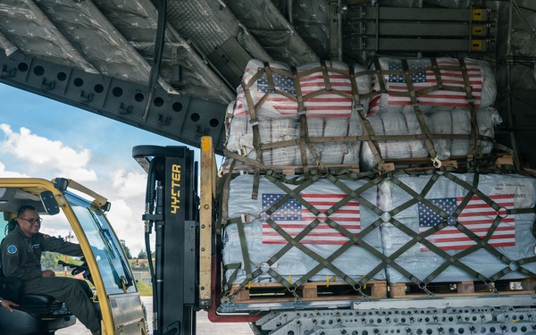 Colombia Earthquake relief supplies offload from a C-17