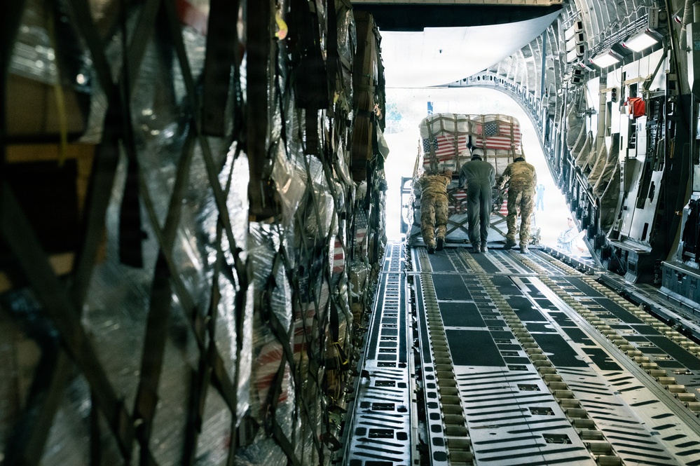 Colombia Earthquake relief supplies offload from a C-17