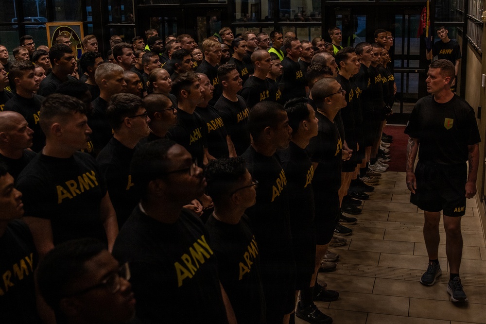 Duty First: VRC Soldiers conduct welcome run into the 1st Infantry Division