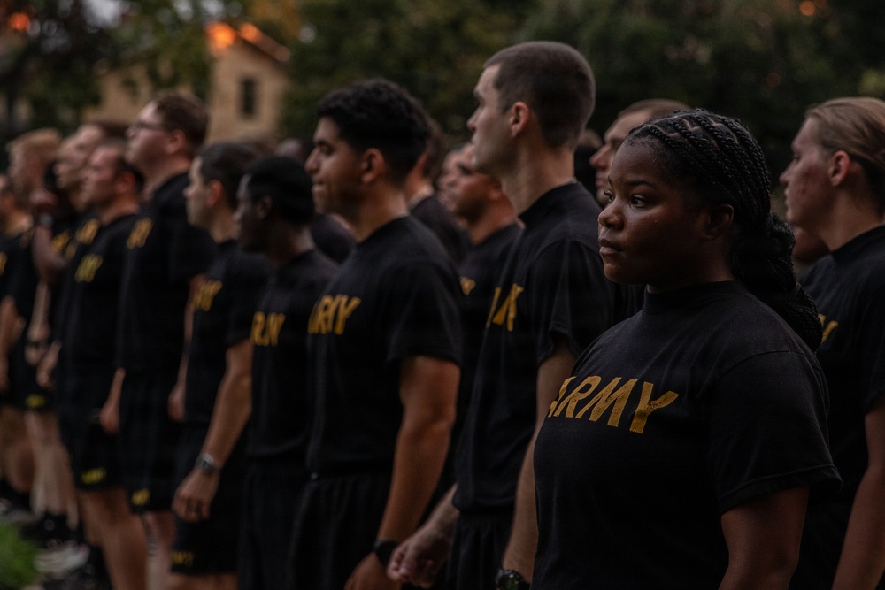 Duty First: VRC Soldiers conduct welcome run into the 1st Infantry Division