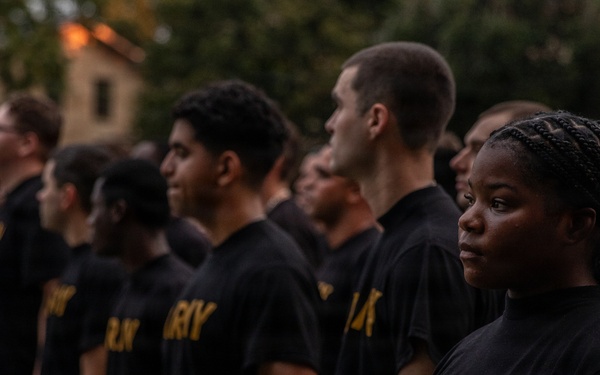 Duty First: VRC Soldiers conduct welcome run into the 1st Infantry Division