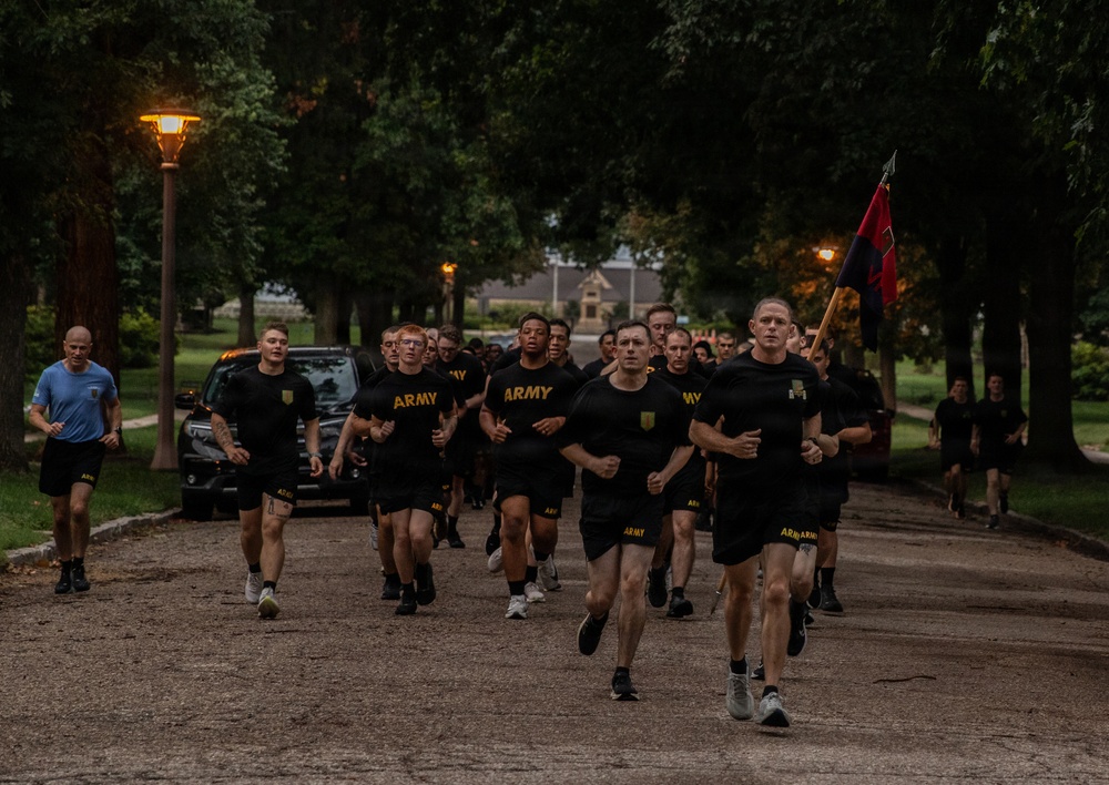 Duty First: VRC Soldiers conduct welcome run into the 1st Infantry Division