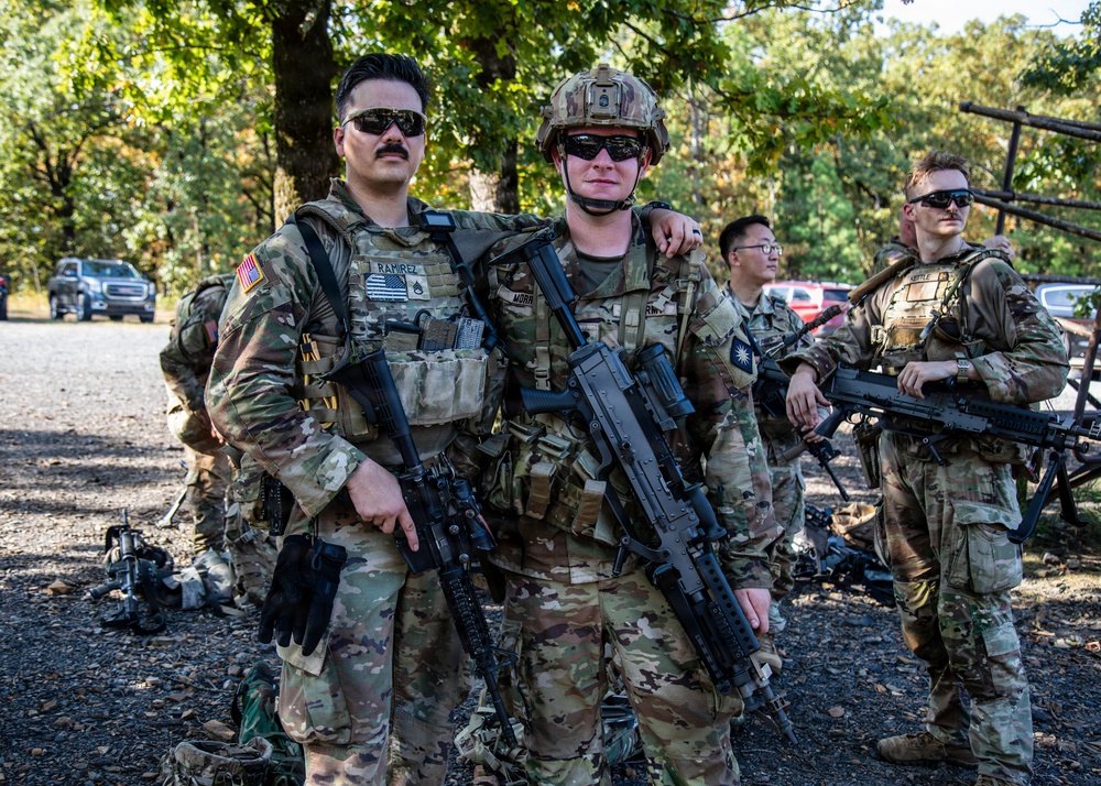 Competitors Take on Pistol 4 Stage During Machine Gun Championship
