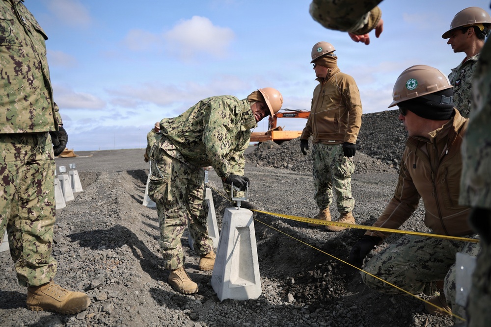 Seabees Begin Arctic Bee Hut Construction During Northern Viking 26