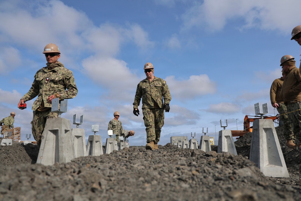 Seabees Begin Arctic Bee Hut Construction During Northern Viking 26