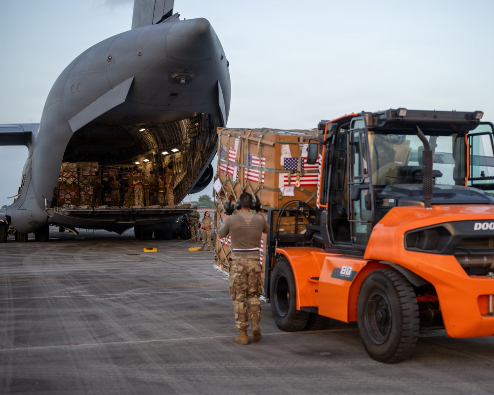 C-17 earthquake relief deliveries COL