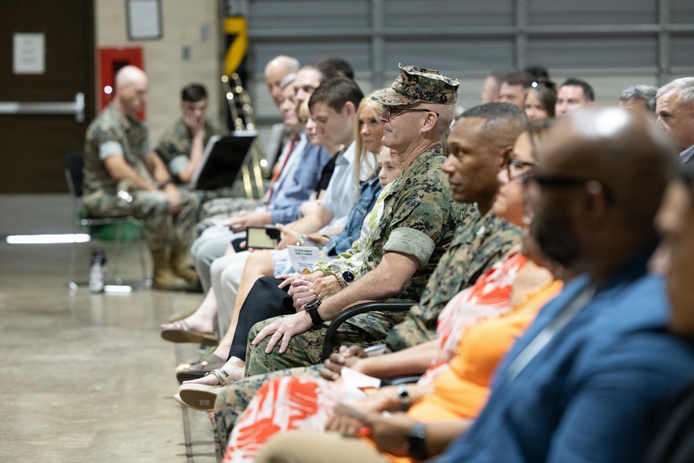 14th Marine Regiment Change of Command Ceremony and Retirement