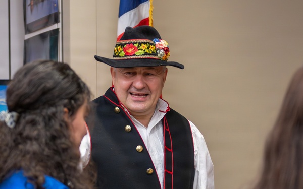 AY26 International Fellows share cultures at USAHEC’s Know Your World event