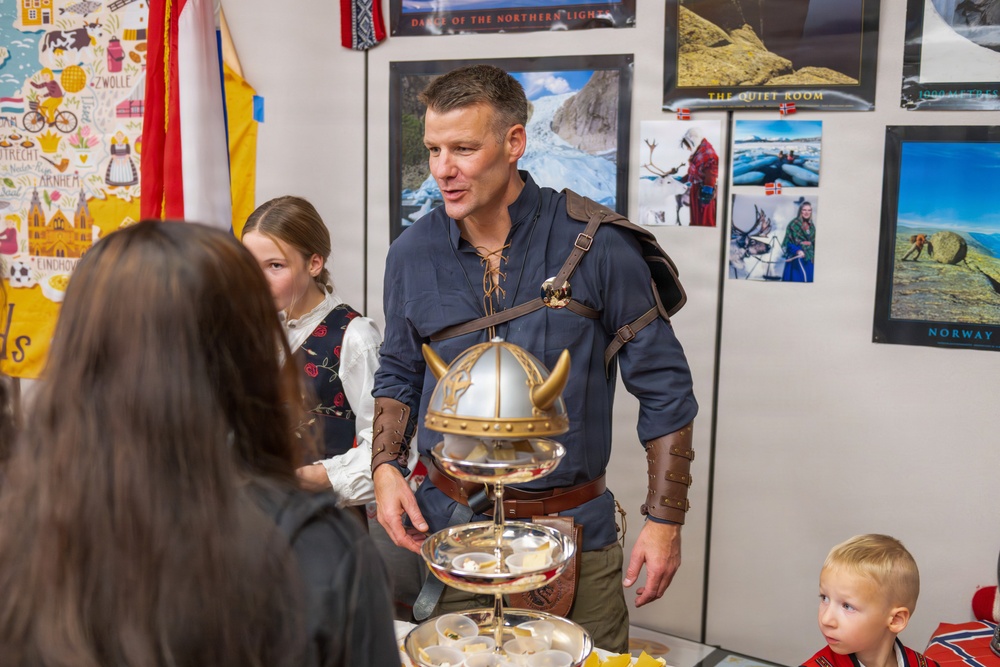 AY26 International Fellows share cultures at USAHEC’s Know Your World event