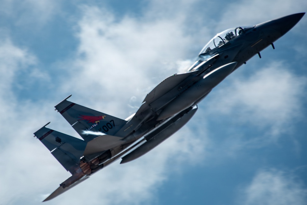 The 142nd Wing participates in the Oregon International Air Show