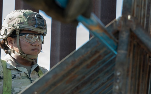 62nd Engineer Battalion Reinforces Southern Barrier with C-Wire
