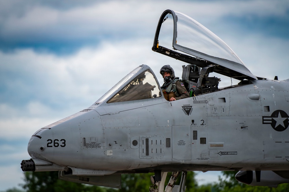 Michigan Air National Guard A-10 Thunderbolt II visits Hancock Field for Annual Civil Air Patrol Encampment