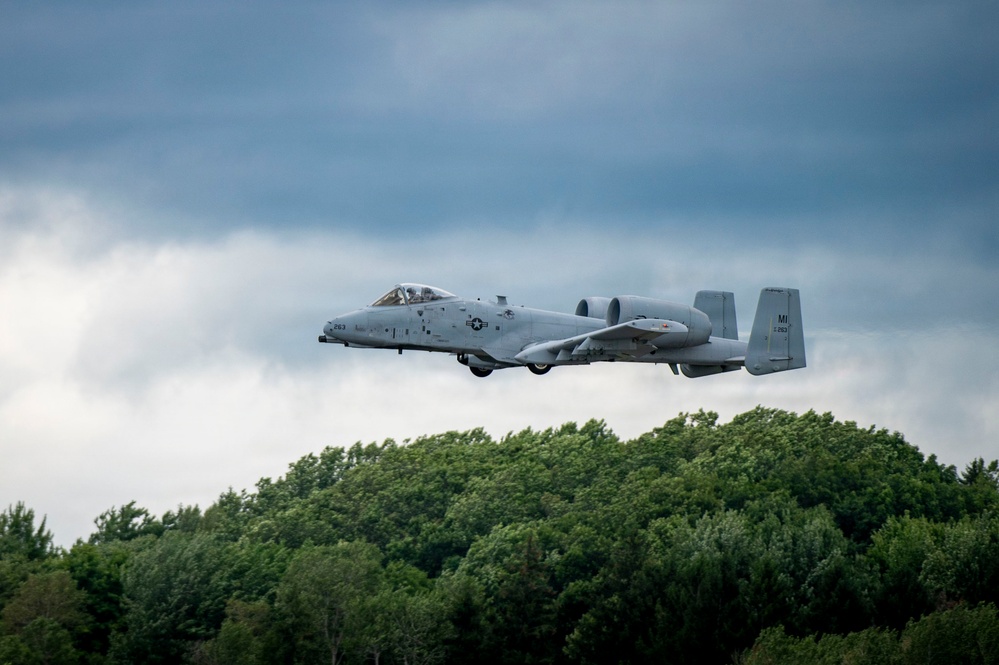 Michigan Air National Guard A-10 Thunderbolt II visits Hancock Field for Annual Civil Air Patrol Encampment