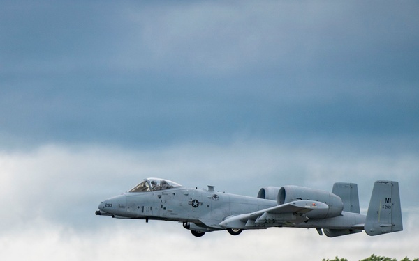 Michigan Air National Guard A-10 Thunderbolt II visits Hancock Field for Annual Civil Air Patrol Encampment