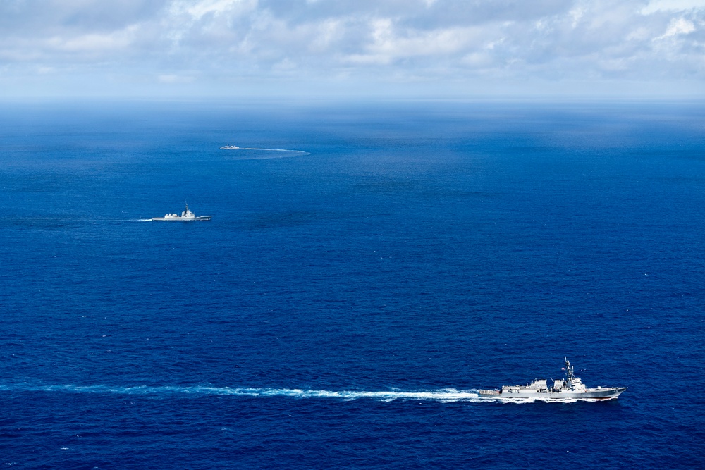 Multinational ships sail in formation during Pacific Dragon 2026