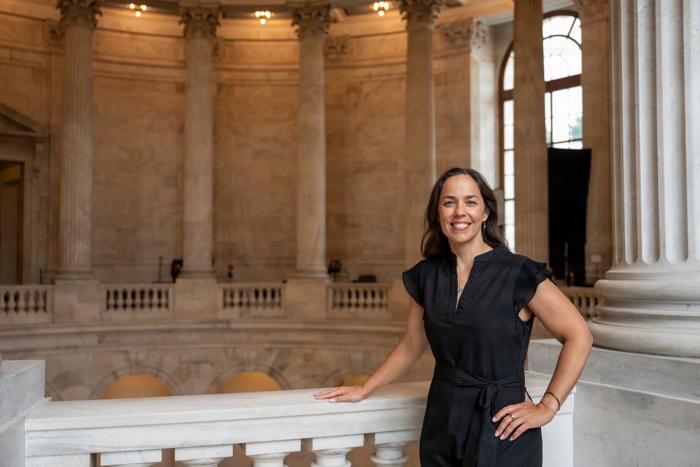 U.S. Army Nurses Take Time to Serve in the Halls of Congress