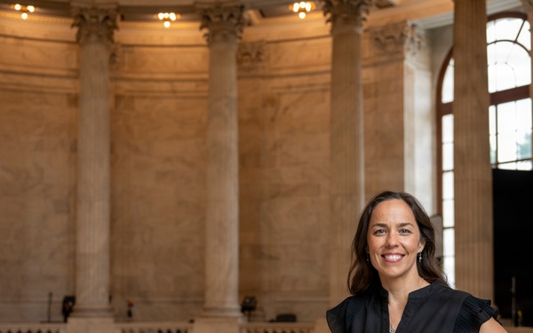 U.S. Army Nurses Take Time to Serve in the Halls of Congress