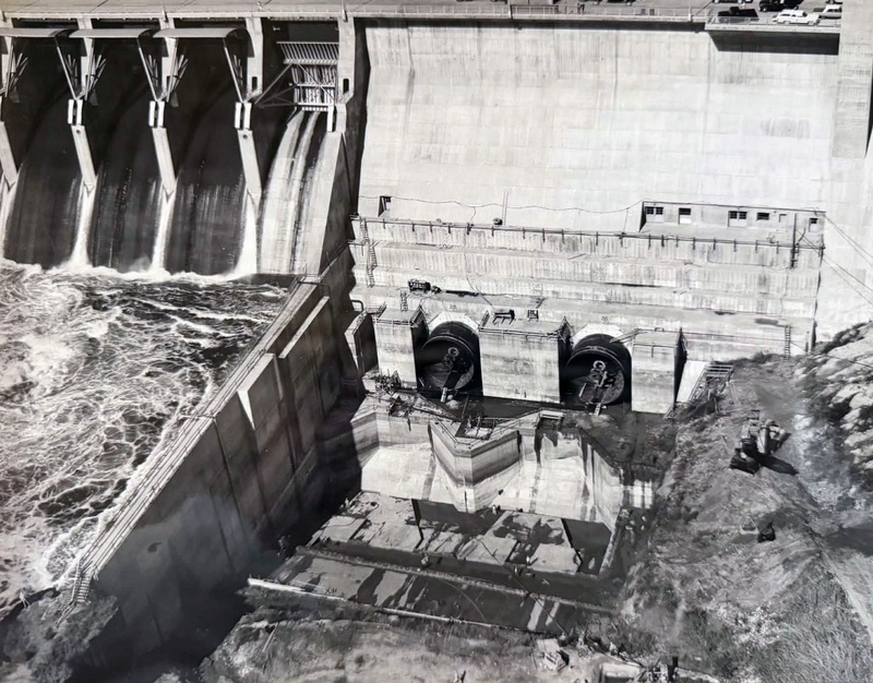 Historical photo shows construction of Keystone Lake powerhouse