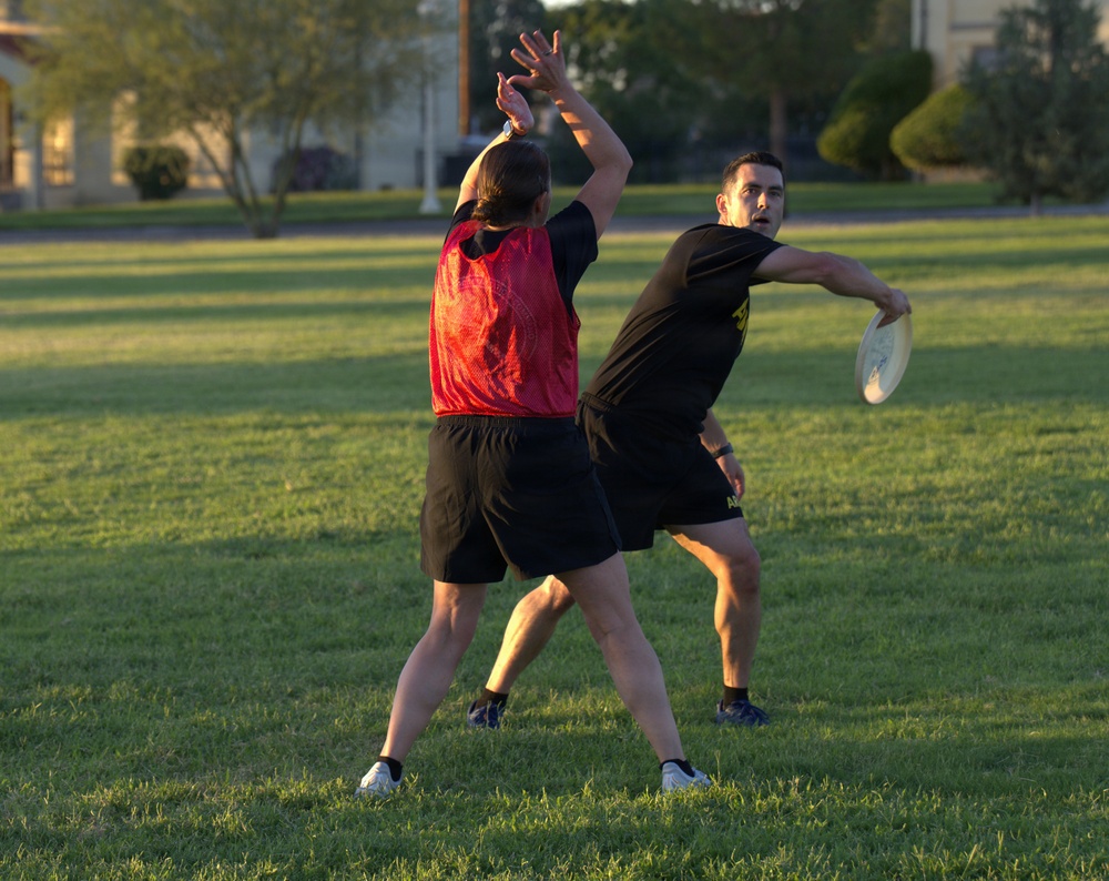 1st Armored Division senior leader multi‑domain physical training