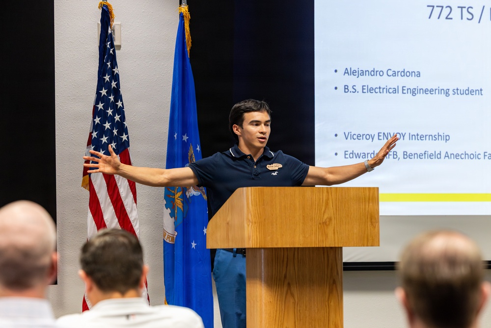 Edwards AFB Hosts Inaugural VICEROY Internship Cohort