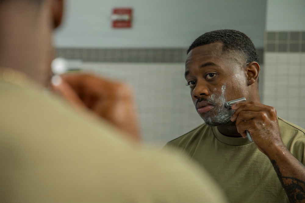 593rd CSC Soldiers Demonstrate Proper Shaving Techniques