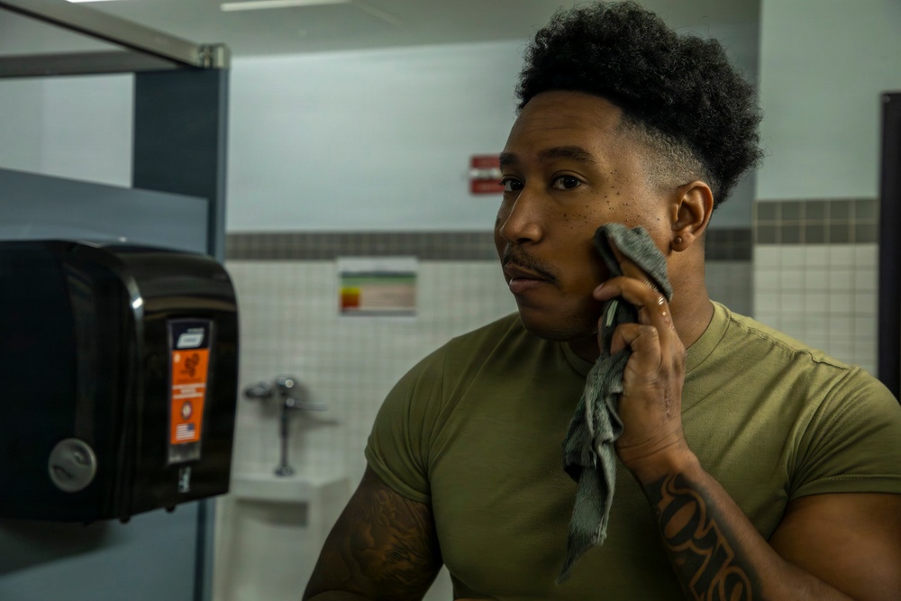 593rd CSC Soldiers Demonstrate Proper Shaving Techniques