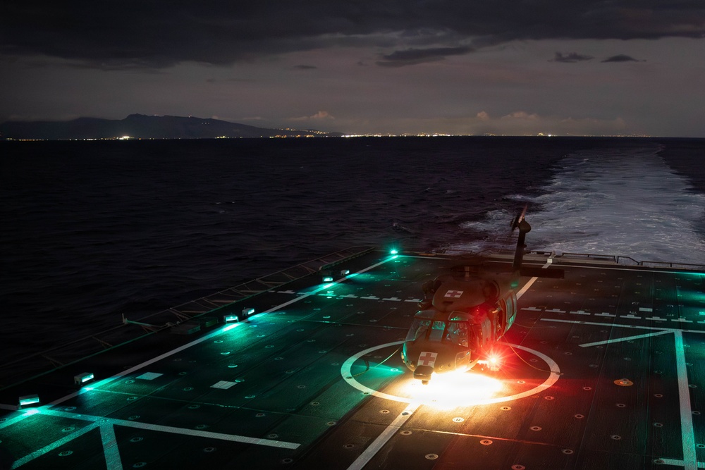DUSTOFF Conducts Deck Landing Qualifications on USS Cincinnati (LCS-20)