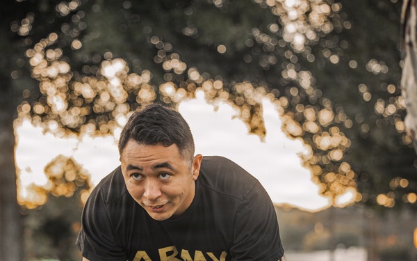 335th Signal Command (Theater) soldiers conduct the Army Fitness Test
