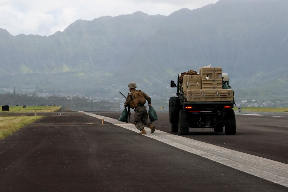 MACS-4 Marines use ULTVs to establish expeditionary ALZ