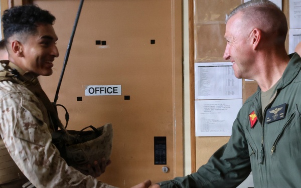 1st Marine Aircraft Wing Commander visits Marine Air Control Squadron 4